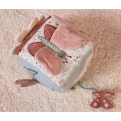 Little Dutch Soft Activity Cube - Butterflies & Flowers -Little Dutch Shop 0016907 little dutch activity cube flowers butterflies flowers butterflies 3 1000