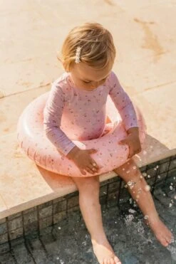 Little Dutch LD Long Sleeve Ruffle Swimsuit 62/68 -Little Dutch Shop 0018437 little dutch bathsuit long sleeves ruffles little pink flowers 74 80 little pink flowers 4 afb6d499 d3cb 4967 b581 073366c95e46