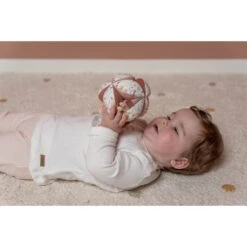 Little Dutch Sensory Gripping Ball - Flowers & Butterflies -Little Dutch Shop 0018829 little dutch gripping ball flowers butterflies flowers butterflies 5 1000