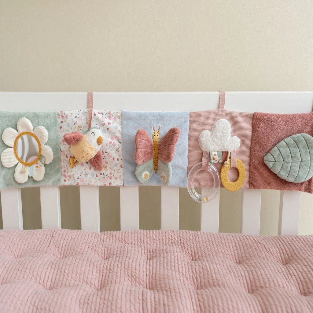 Little Dutch Playpen Activity Book - Flowers & Butterflies 4 Little Dutch Playpen Activity Book - Flowers & Butterflies - Image 2