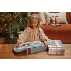 Little Dutch Christmas Advent Calendar -Little Dutch Shop Little Dutch Christmas Advent Calendar Advent Calendars 7