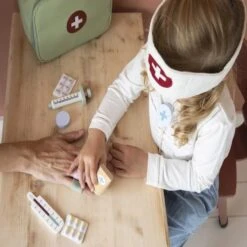 Little Dutch Doctor's Bag Play Set -Little Dutch Shop Little Dutch Doctor s Bag Play Set Little Dutch 1598481946